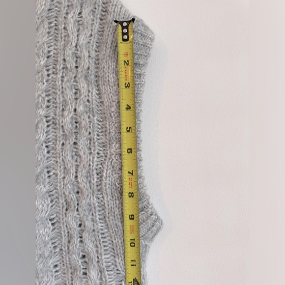 John & Jen oversized sleeveless sweater - Picture 7 of 7